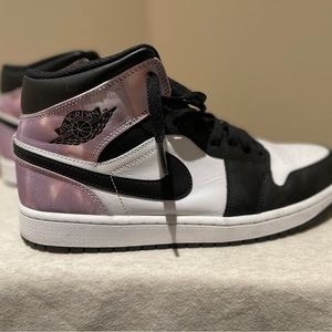 Jordan 1 Mid “Tie Dye” Size 10.5